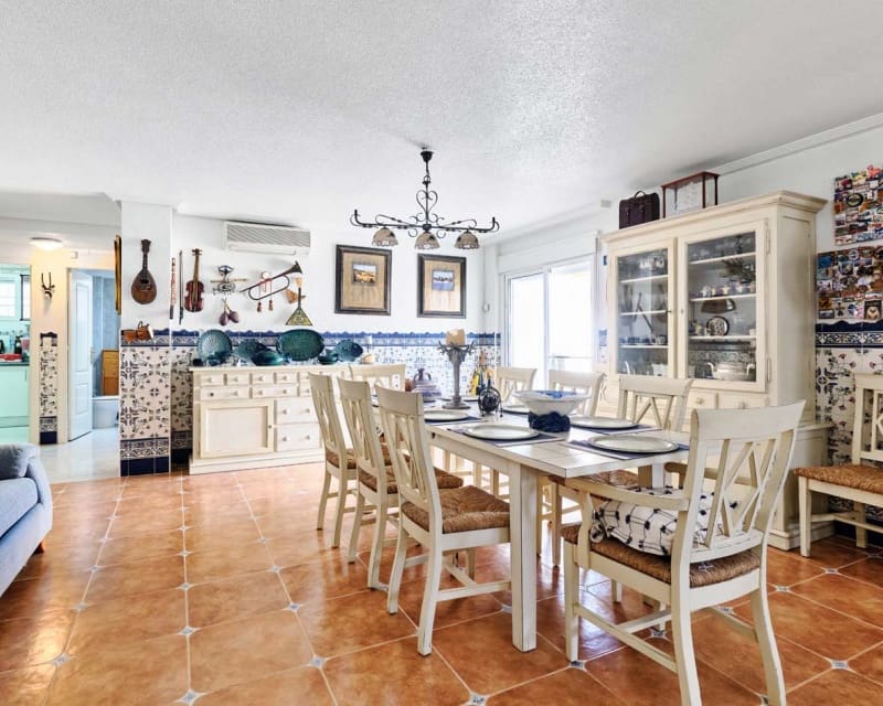 4 bedroom Villa for sale in Pinar de Campoverde with pool - € 460,000 (Ref: 9552231)