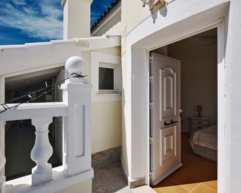 4 bedroom Villa for sale in Pinar de Campoverde with pool - € 460,000 (Ref: 9552231)