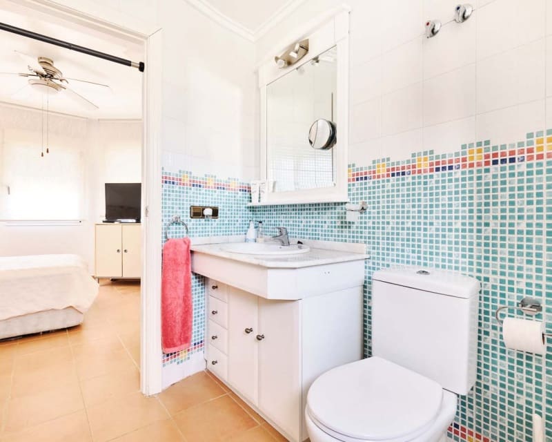 4 bedroom Villa for sale in Pinar de Campoverde with pool - € 460,000 (Ref: 9552231)