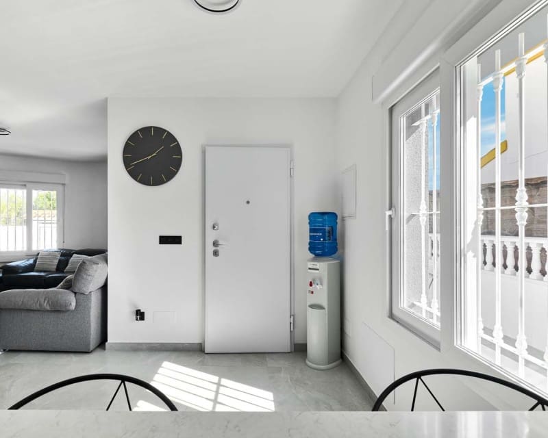 3 quarto Moradia para venda em Pinar de Campoverde com piscina - 375 000 € (Ref: 9552232)