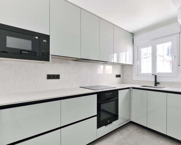 3 quarto Moradia para venda em Pinar de Campoverde, Pilar de la Horadada com piscina - 375 000 € (Ref: 9552232)