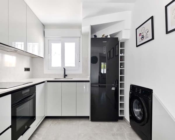 3 quarto Moradia para venda em Pinar de Campoverde, Pilar de la Horadada com piscina - 375 000 € (Ref: 9552232)