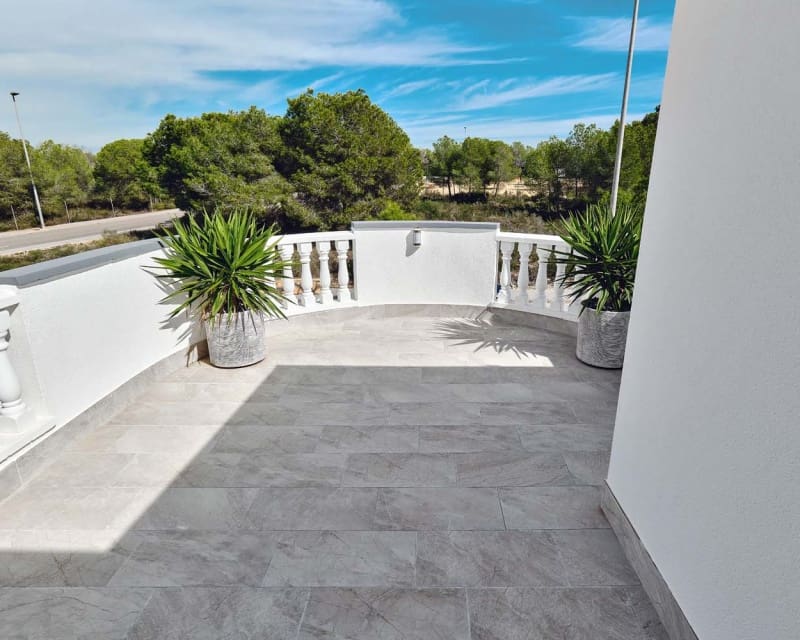 3 quarto Moradia para venda em Pinar de Campoverde com piscina - 375 000 € (Ref: 9552232)