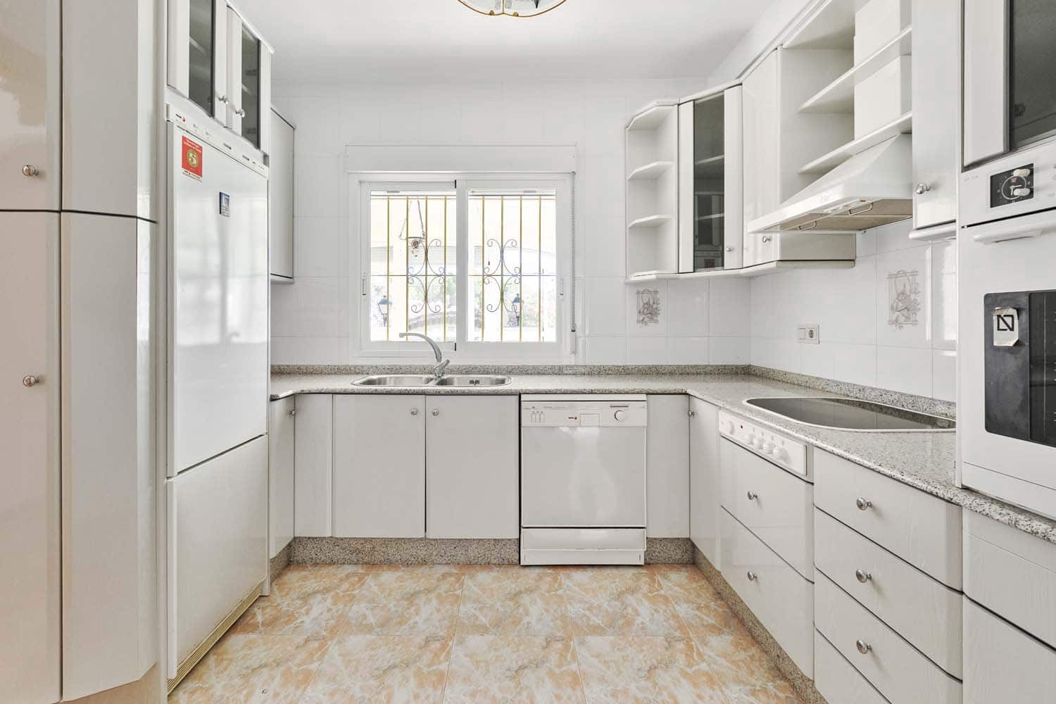 7 sovrum Villa till salu i Pinar de Campoverde med pool - 575 000 € (Ref: 9552233)