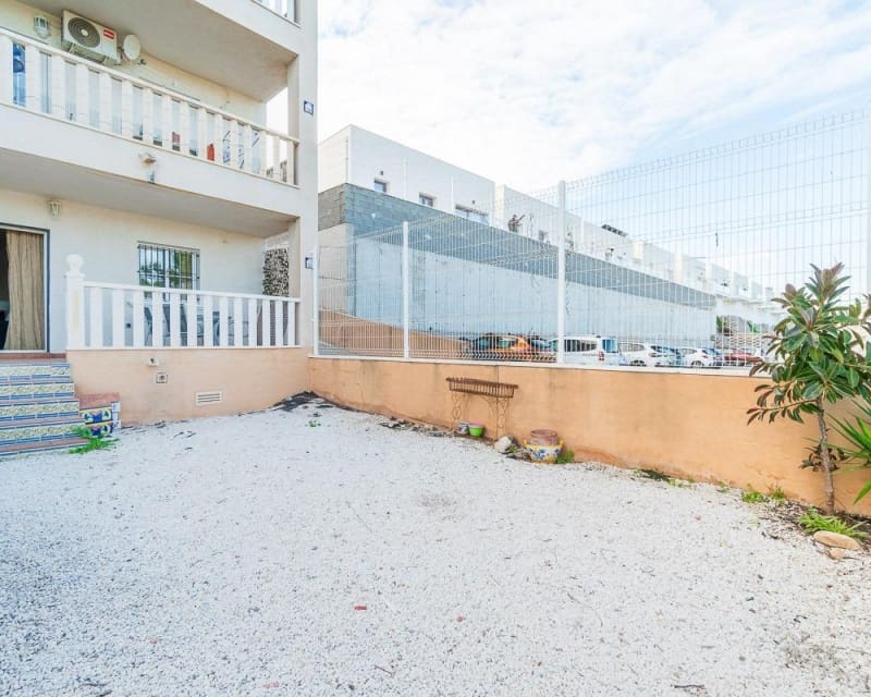 2 quarto Apartamento para venda em Cabo Roig com piscina - 140 000 € (Ref: 9552237)
