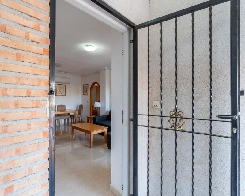 2 quarto Apartamento para venda em Cabo Roig com piscina - 140 000 € (Ref: 9552237)