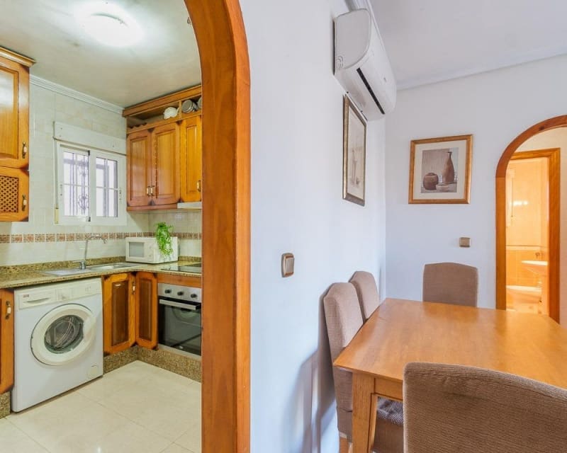 2 quarto Apartamento para venda em Cabo Roig com piscina - 140 000 € (Ref: 9552237)