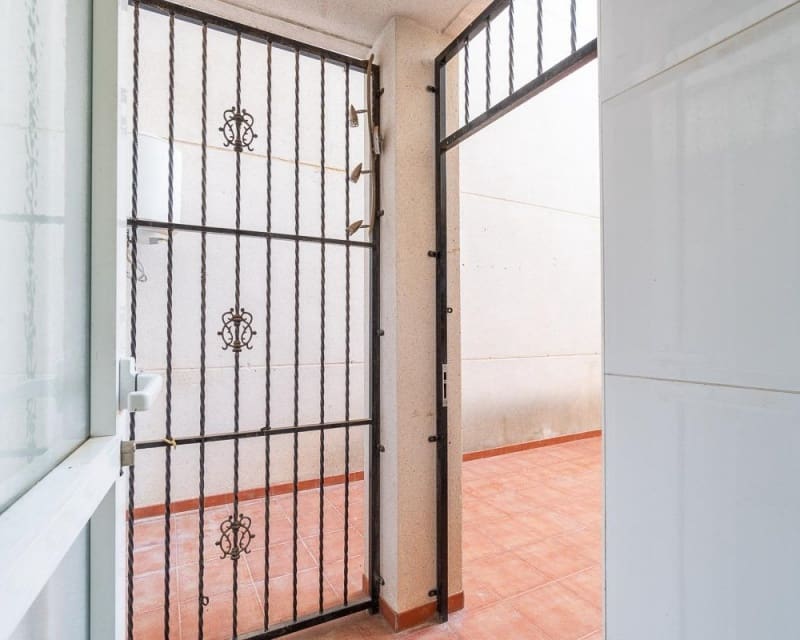 2 quarto Apartamento para venda em Cabo Roig com piscina - 140 000 € (Ref: 9552237)