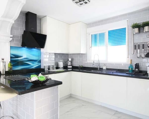 3 quarto Moradia para venda em Villamartin, Orihuela com piscina - 489 900 € (Ref: 9552246)