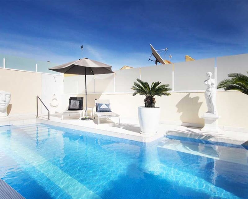 3 quarto Moradia para venda em Villamartin com piscina - 489 900 € (Ref: 9552246)