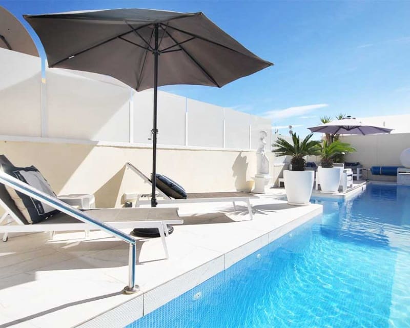 3 quarto Moradia para venda em Villamartin com piscina - 489 900 € (Ref: 9552246)