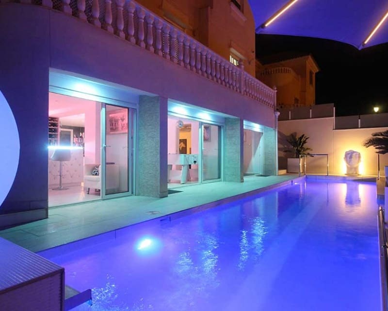 3 quarto Moradia para venda em Villamartin com piscina - 489 900 € (Ref: 9552246)