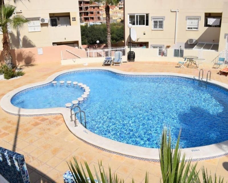 2 sovrum Lägenhet till salu i Villamartin med pool - 137 950 € (Ref: 9552247)