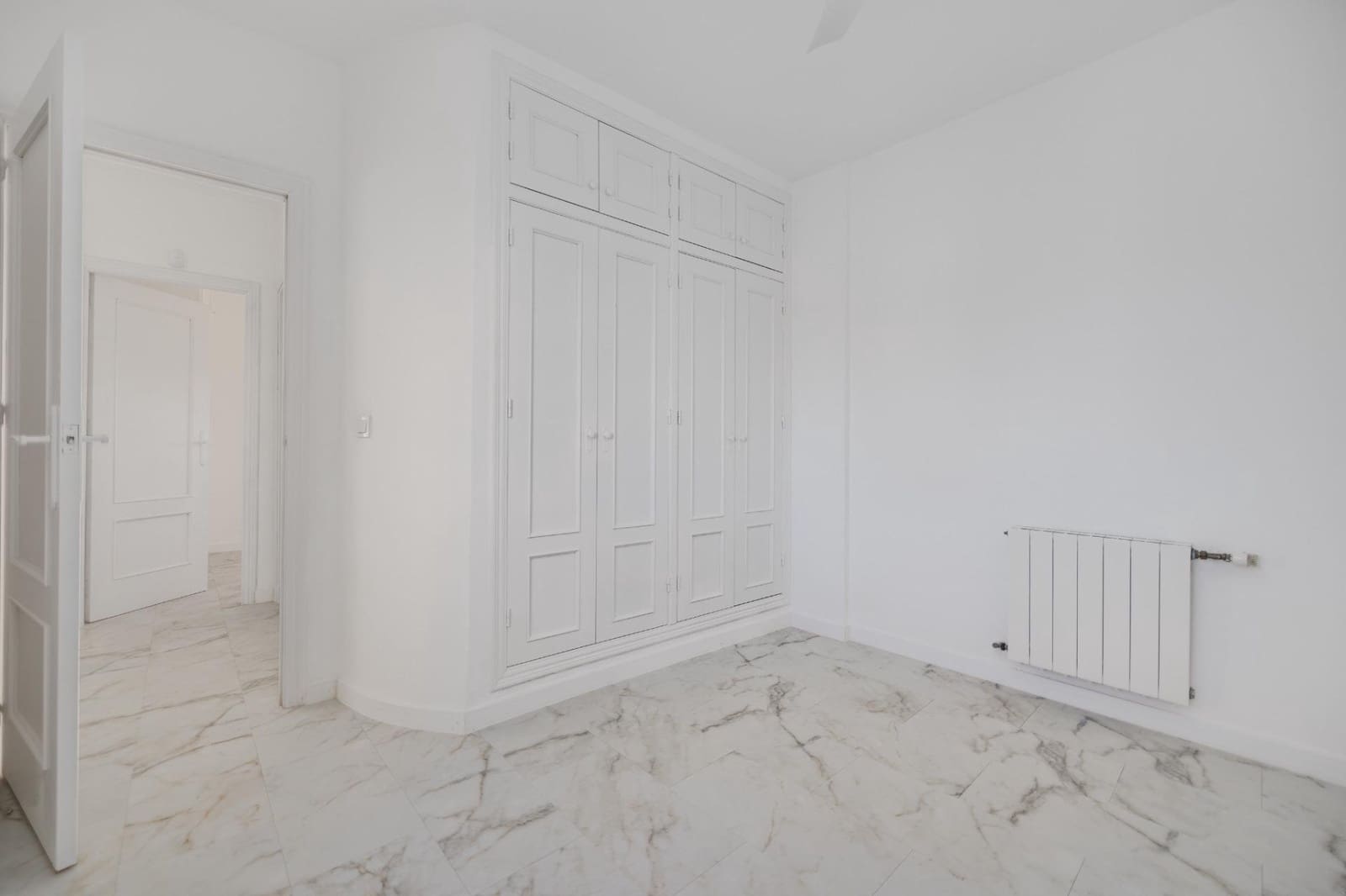 4 makuuhuone Huvila myytävänä paikassa La Zenia mukana uima-altaan - 329 000 € (Ref: 9552248)