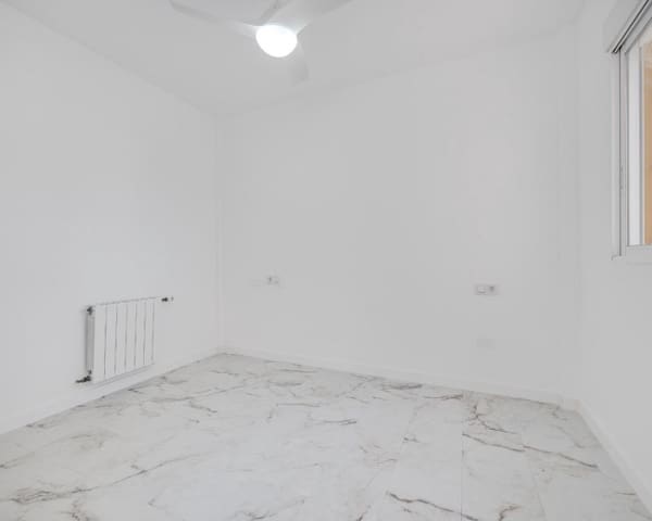 4 quarto Moradia para venda em La Zenia, Orihuela com piscina - 329 000 € (Ref: 9552248)