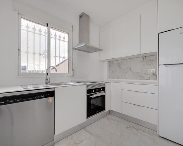 4 quarto Moradia para venda em La Zenia, Orihuela com piscina - 329 000 € (Ref: 9552248)