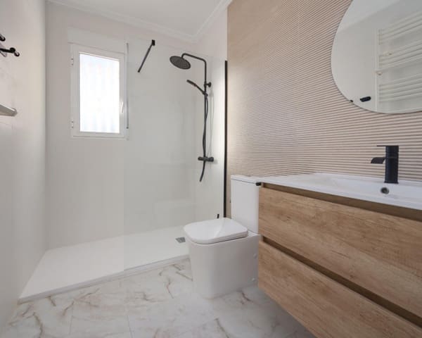 4 quarto Moradia para venda em La Zenia, Orihuela com piscina - 329 000 € (Ref: 9552248)