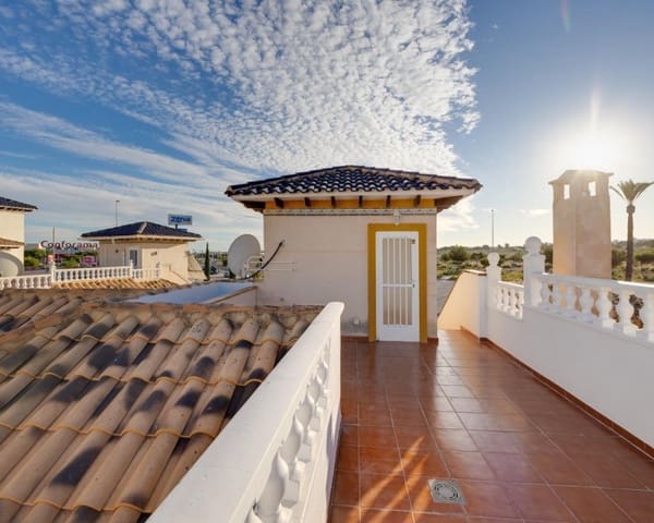 4 quarto Moradia para venda em La Zenia, Orihuela com piscina - 329 000 € (Ref: 9552248)