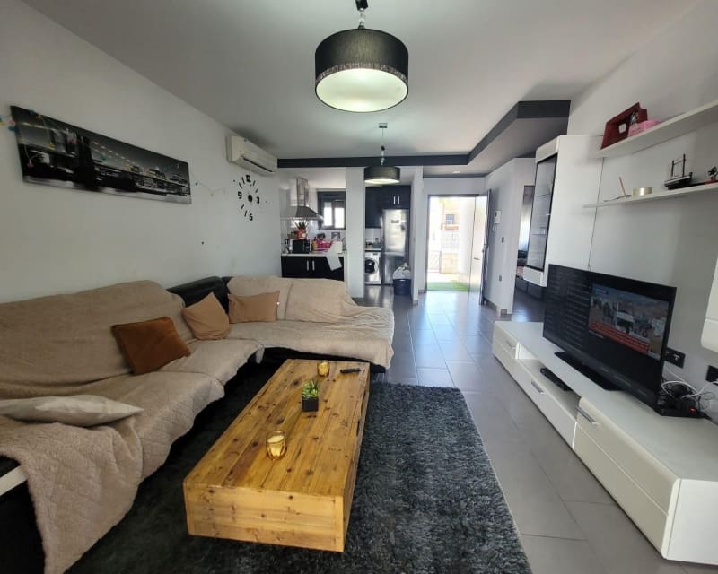 2 Zimmer Apartment zu verkaufen in La Zenia mit Pool - 289.000 € (Ref: 9555246)