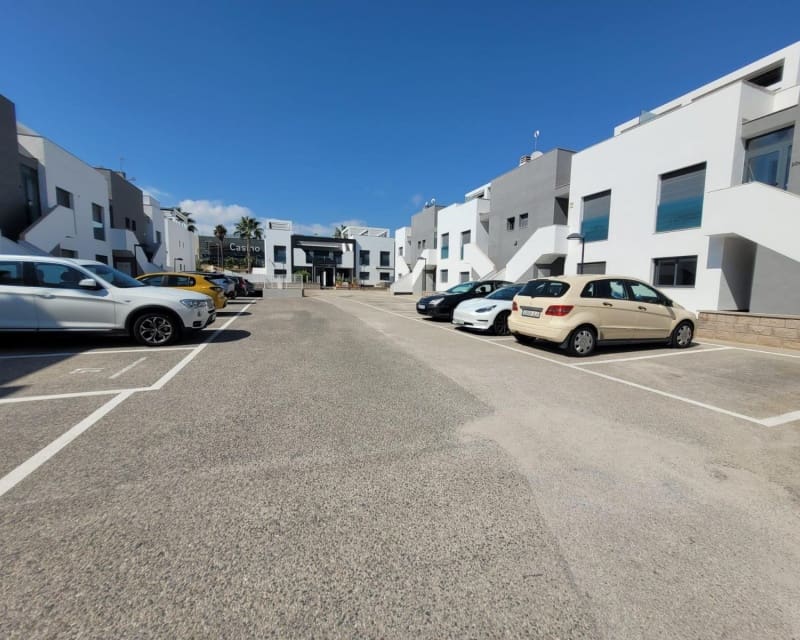 2 Zimmer Apartment zu verkaufen in La Zenia mit Pool - 289.000 € (Ref: 9555246)