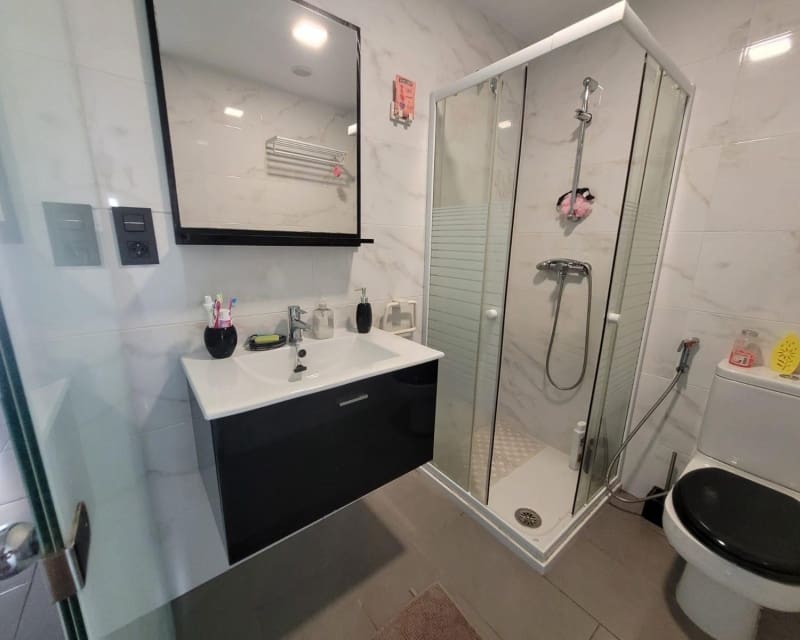 2 Zimmer Apartment zu verkaufen in La Zenia mit Pool - 289.000 € (Ref: 9555246)