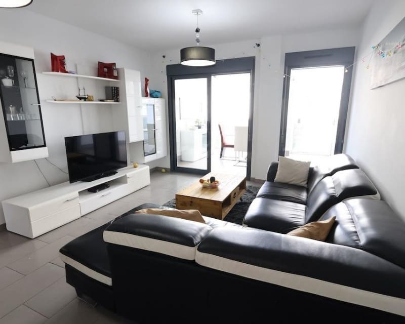 2 Zimmer Apartment zu verkaufen in La Zenia mit Pool - 289.000 € (Ref: 9555246)