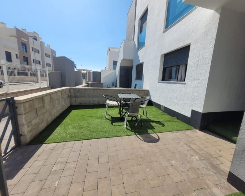 2 Zimmer Apartment zu verkaufen in La Zenia mit Pool - 289.000 € (Ref: 9555246)