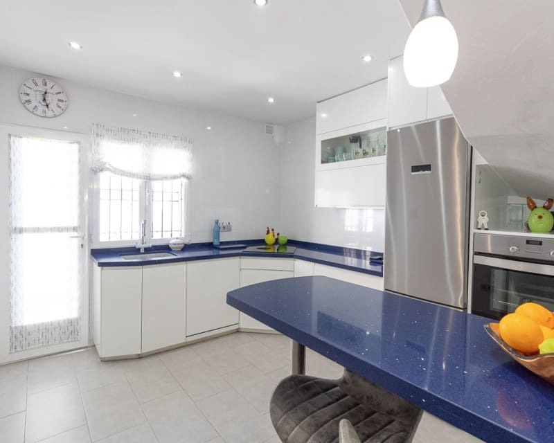 3 quarto Casa em Banda para venda em La Zenia com piscina - 312 000 € (Ref: 9563904)