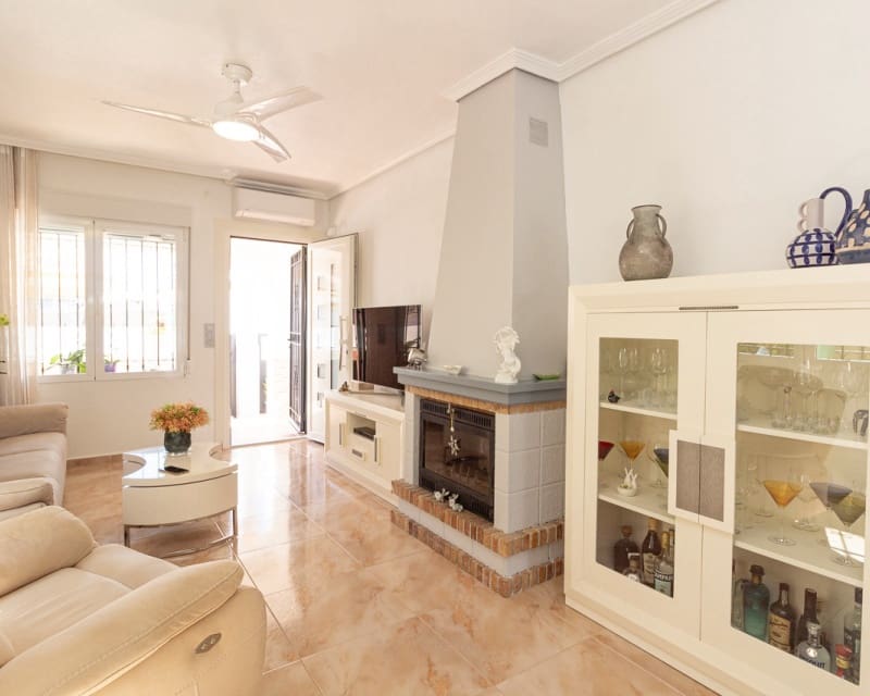 3 quarto Casa em Banda para venda em La Zenia com piscina - 312 000 € (Ref: 9563904)