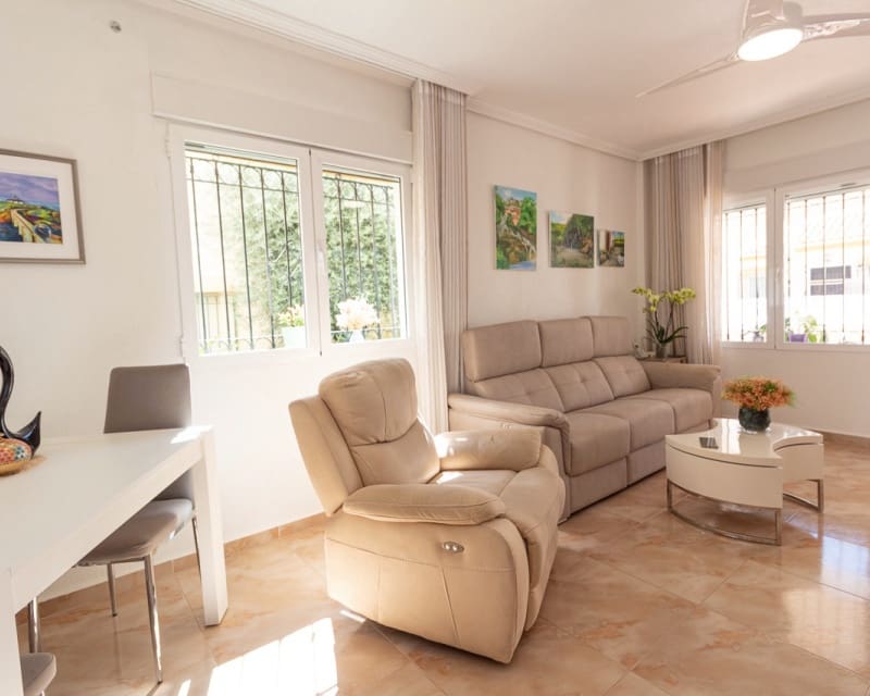 3 quarto Casa em Banda para venda em La Zenia com piscina - 312 000 € (Ref: 9563904)