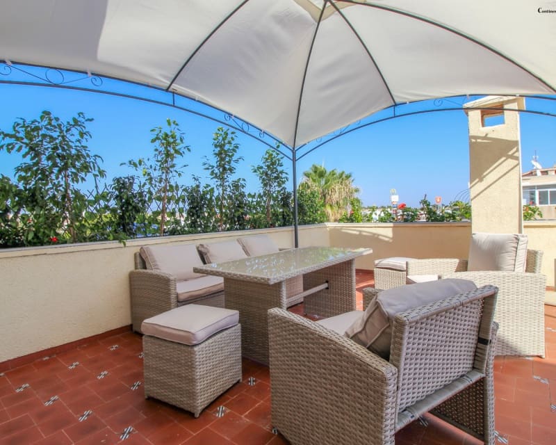 2 Zimmer Apartment zu verkaufen in Orihuela Costa mit Pool - 247.000 € (Ref: 9563905)