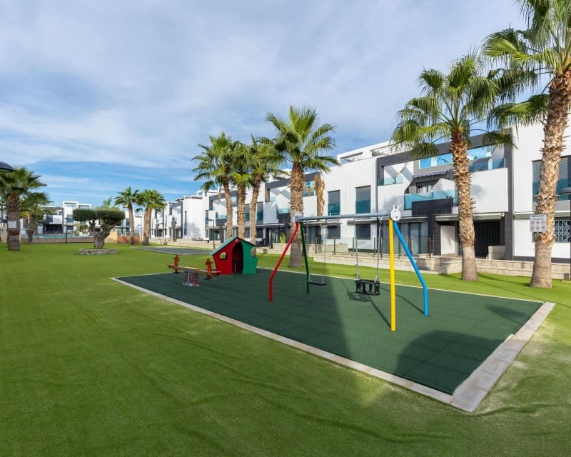 2 chambre Appartement à vendre à Punta Prima avec piscine - 289 900 € (Ref: 9563907)