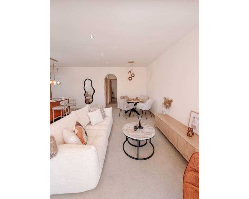 Chalet de 2 habitaciones en Playa Flamenca en venta con piscina - 379.000 € (Ref: 9563908)