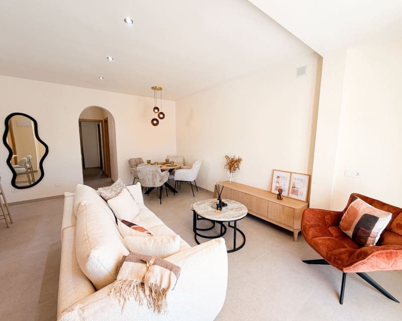 Chalet de 2 habitaciones en Playa Flamenca en venta con piscina - 379.000 € (Ref: 9563908)