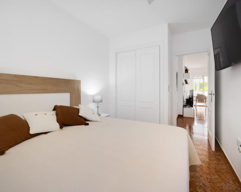 Apartamento de 2 habitaciones en Los Altos en venta con piscina - 174.969 € (Ref: 9563909)