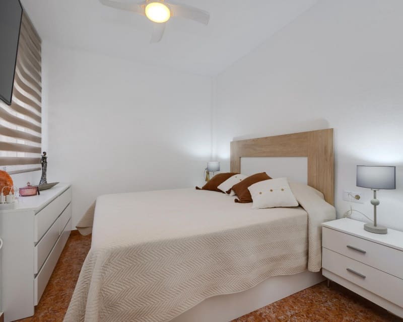 Apartamento de 2 habitaciones en Los Altos en venta con piscina - 174.969 € (Ref: 9563909)