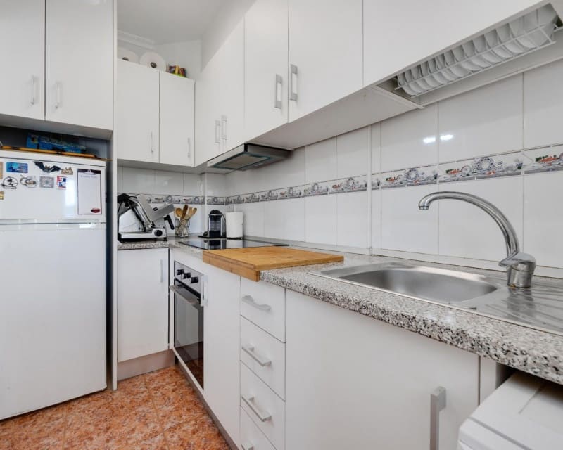 Apartamento de 2 habitaciones en Los Altos en venta con piscina - 174.969 € (Ref: 9563909)
