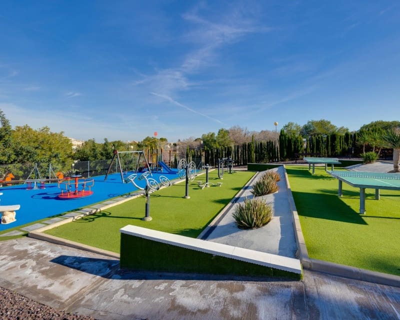 Apartamento de 2 habitaciones en Los Altos en venta con piscina - 174.969 € (Ref: 9563909)