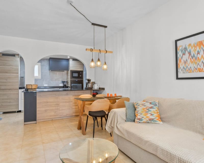 2 soverom Leilighet til salgs i Los Balcones med svømmebasseng - € 145 000 (Ref: 9563910)