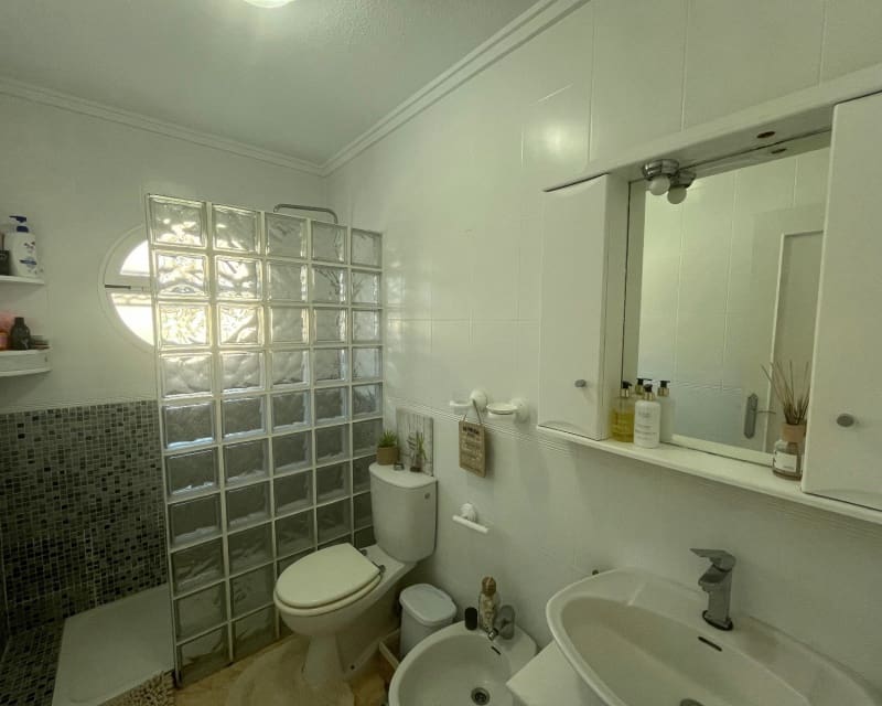 2 quarto Bungalow para venda em Orihuela Costa com piscina - 209 999 € (Ref: 9563913)