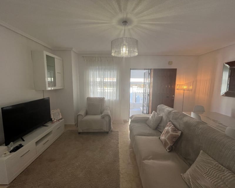 2 quarto Bungalow para venda em Orihuela Costa com piscina - 209 999 € (Ref: 9563913)