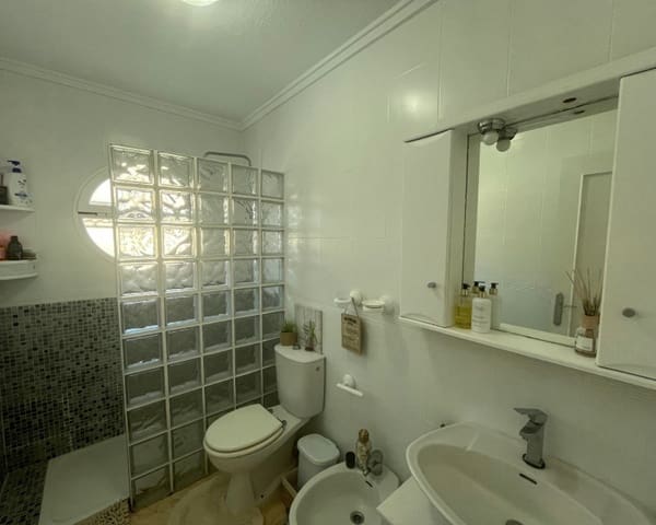 2 quarto Bungalow para venda em Punta Prima, Orihuela com piscina - 209 999 € (Ref: 9563913)