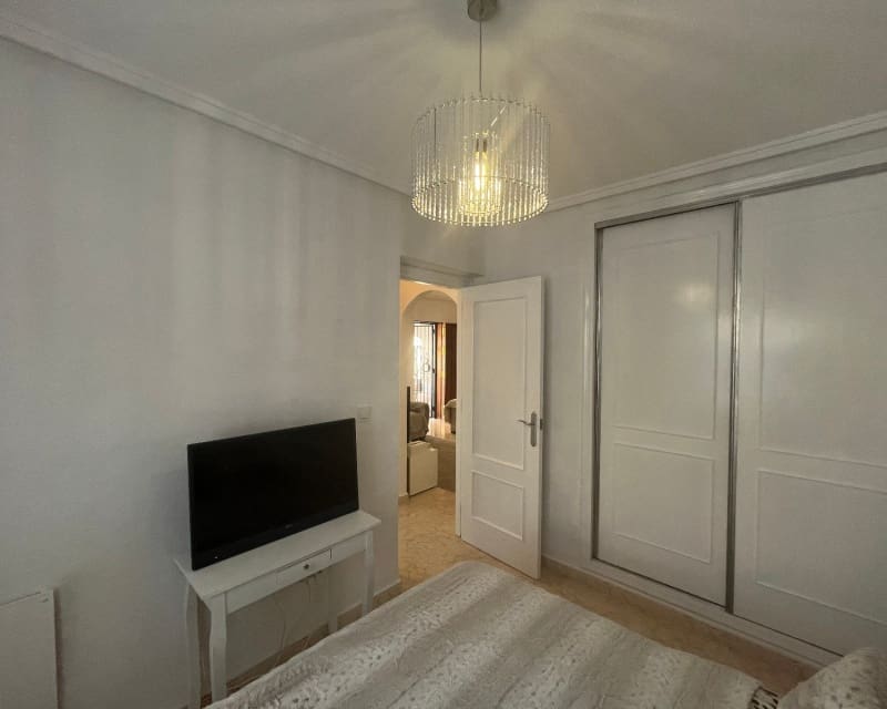 2 quarto Bungalow para venda em Orihuela Costa com piscina - 209 999 € (Ref: 9563913)