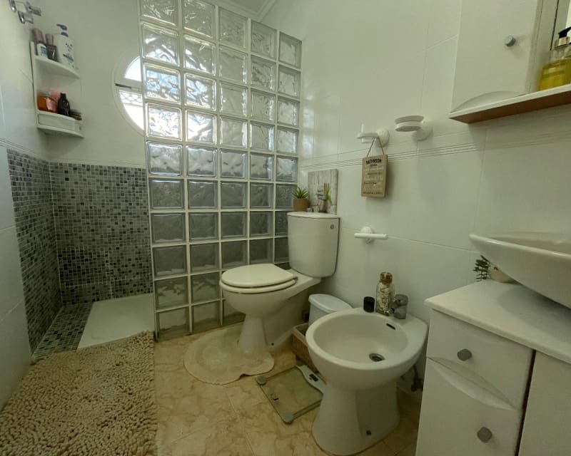 2 quarto Bungalow para venda em Orihuela Costa com piscina - 209 999 € (Ref: 9563913)