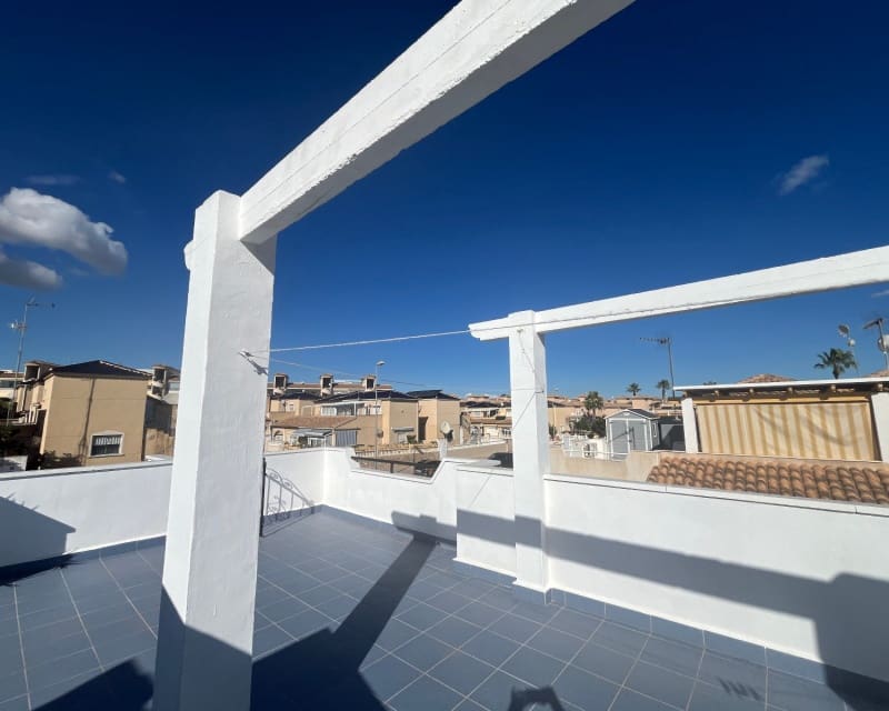 2 quarto Bungalow para venda em Orihuela Costa com piscina - 209 999 € (Ref: 9563913)