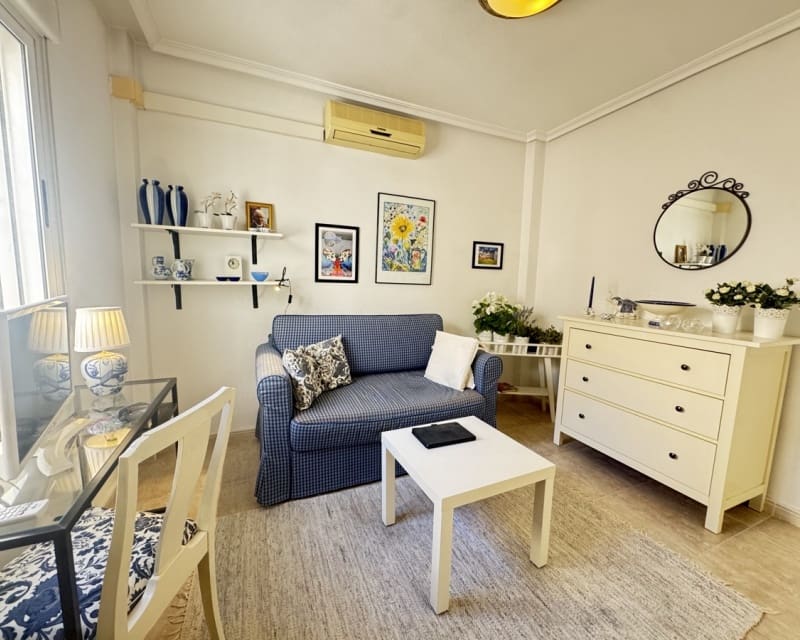 2 sovrum Lägenhet till salu i Los Altos med pool - 179 995 € (Ref: 9563914)