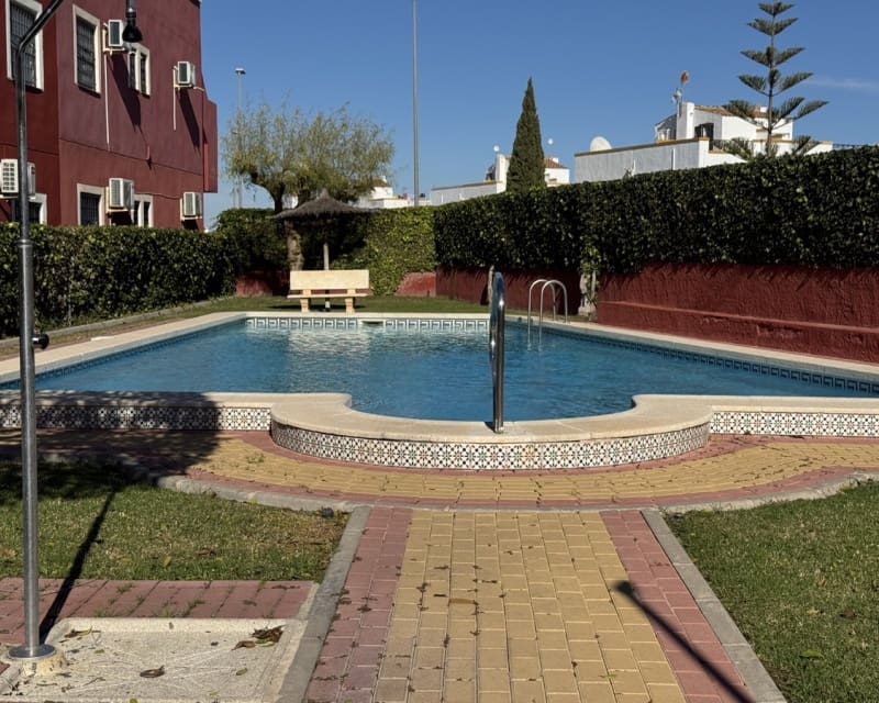 2 sovrum Lägenhet till salu i Los Altos med pool - 179 995 € (Ref: 9563914)