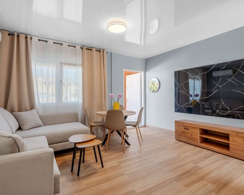 3 makuuhuone Huoneisto myytävänä paikassa Villamartin mukana uima-altaan - 199 000 € (Ref: 9563916)