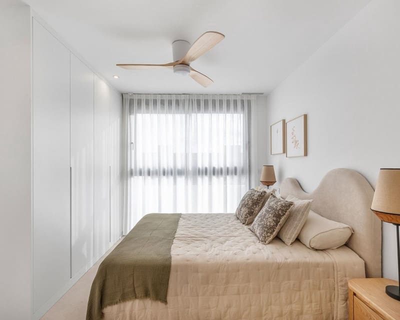 2 soverom Leilighet til salgs i Los Alcazares med svømmebasseng - € 279 900 (Ref: 9568187)