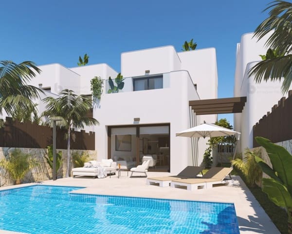 3 soveværelse Villa til salg i Mil Palmeras, Pilar de la Horadada med swimmingpool - € 539.900 (Ref: 9619036)